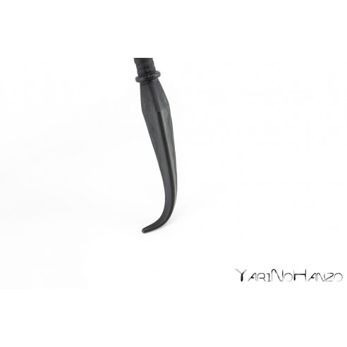 KUNAI IN GOMMA